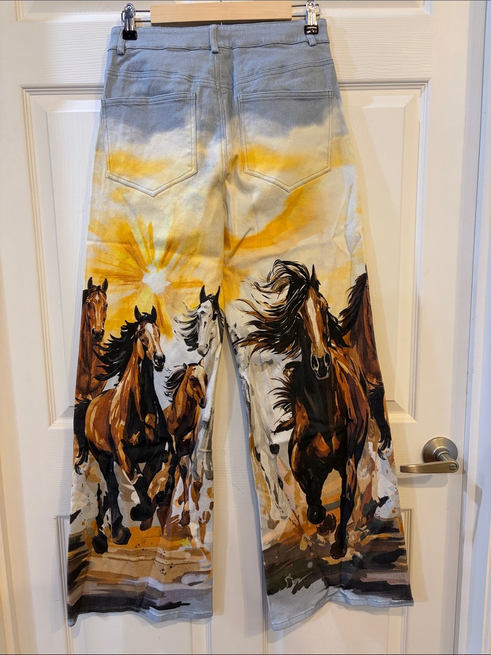 NWT Western Flare Wide-Leg Jeans Yellow Sun Brown Horse Painted Print - Picture 4 of 9